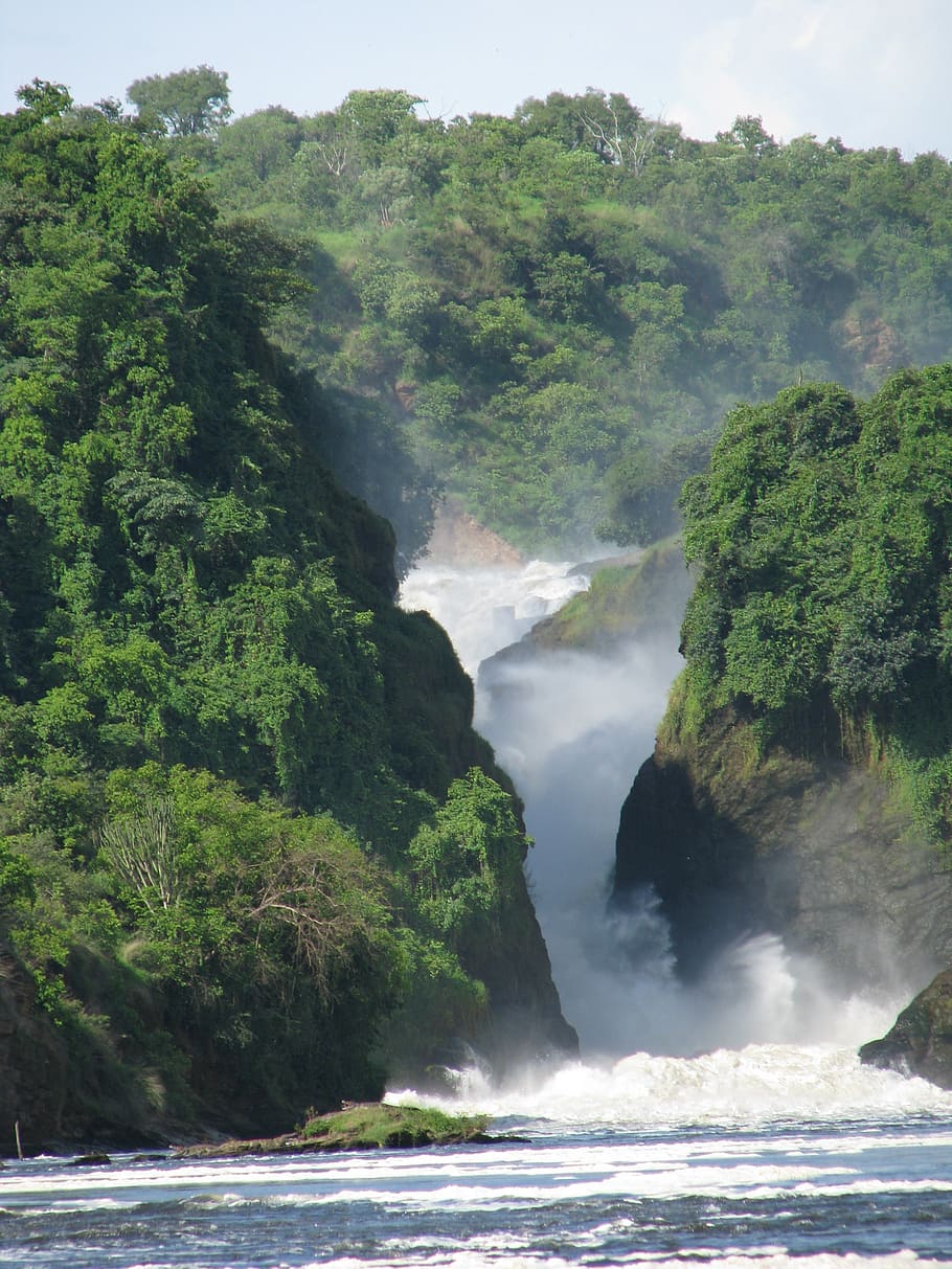 large body of water crashing on rock formation, waterfall, cascade HD wallpaper