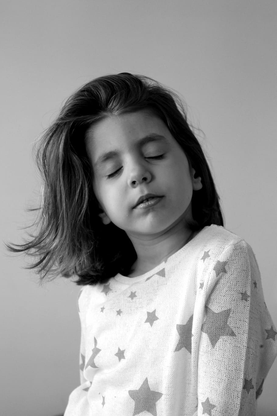 grayscale photography of girl close her eyes, little girl, face, HD wallpaper