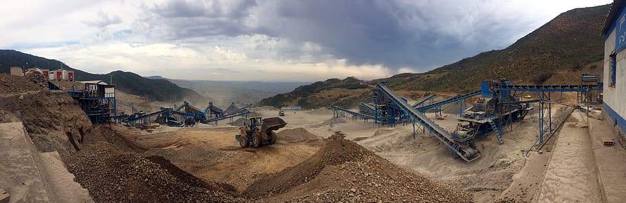 machinery-mine-construction-site.jpg