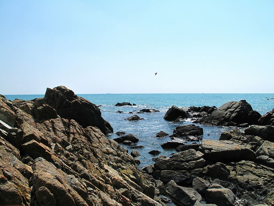 sea, rock, waves, sky, rocky beach, blue sea, horizon, water HD wallpaper