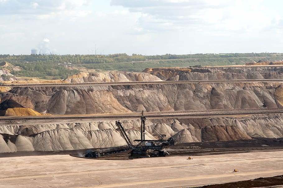 black crane ahead, brown coal mining, open pit mining, quarry HD wallpaper