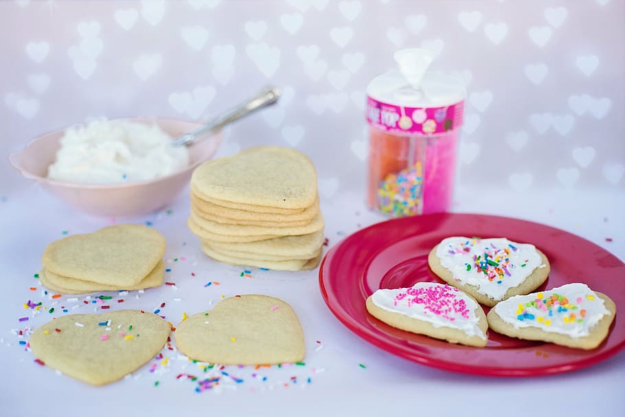 photo of pancake with sprinklers, cookie baking, cookie decorating HD wallpaper