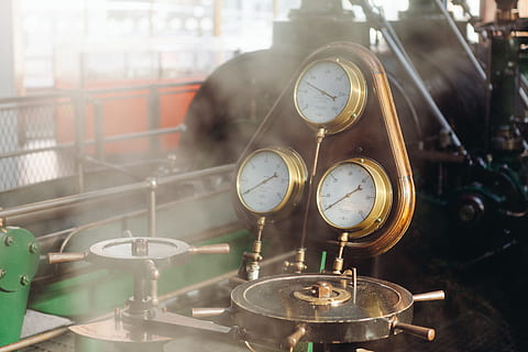 brass analog gauge, steam engine, machine, steel, old, power HD wallpaper