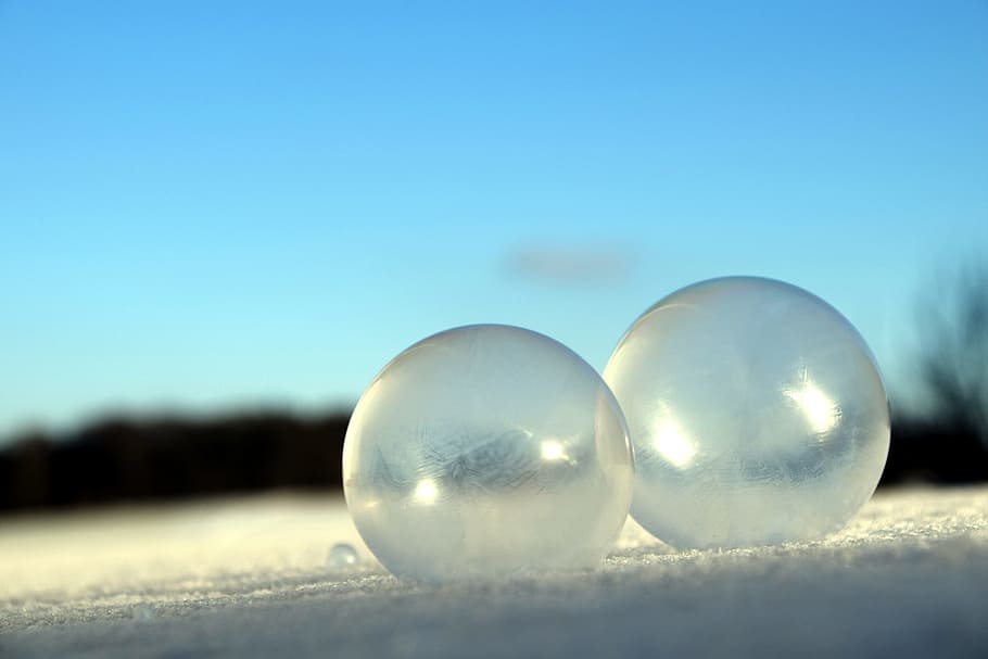 Blow, Soap Bubbles, Iridescent, Winter, snow, ball, frozen HD wallpaper