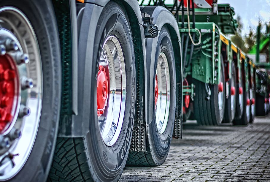 closed up photography of trailer wheels, truck, heavy duty, tractor, HD wallpaper