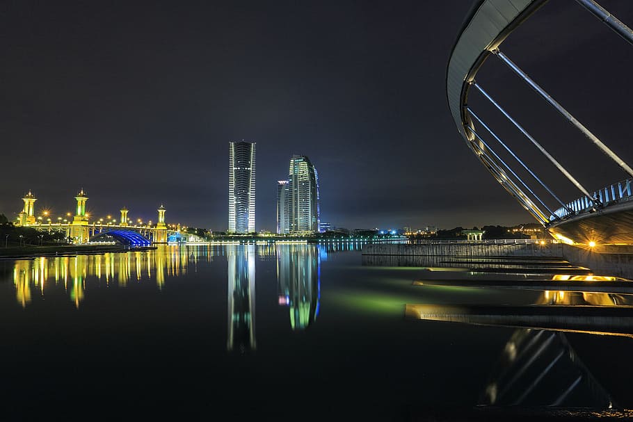 high-rise building, architectural, photography, buildings, near HD wallpaper