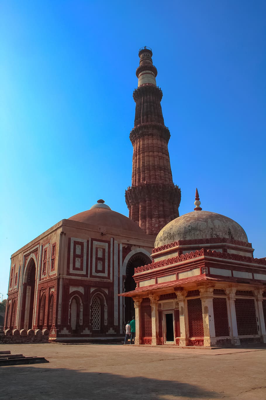 Wooden Ashok Pillar - Brown Wooden Ashoka Pillar Manufacturer from Jaipur