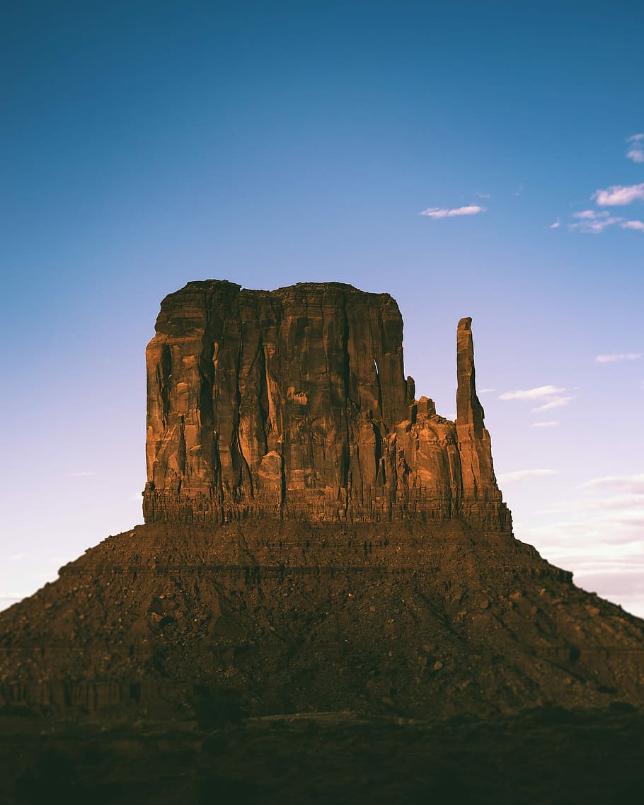 rock formation on Monument Valley, stone formation photo, mountain HD wallpaper