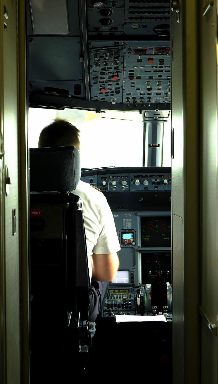 man sitting in front of control panel, man pilot of a plane, airplane HD wallpaper