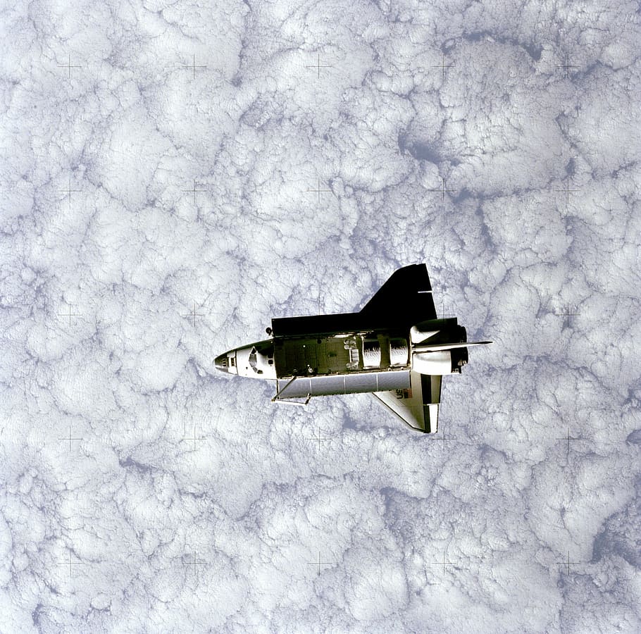 Space Shuttle, Challenger, Orbiter, spacecraft, clouds, vehicle, HD wallpaper