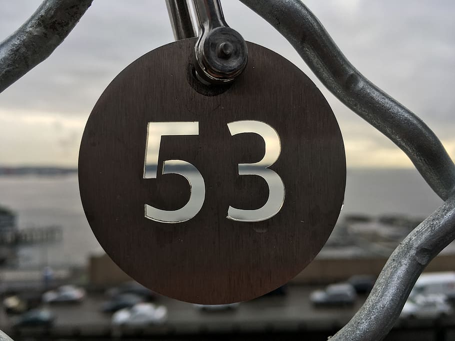 fifty three, focused, seattle, close-up, number, focus on foreground HD wallpaper