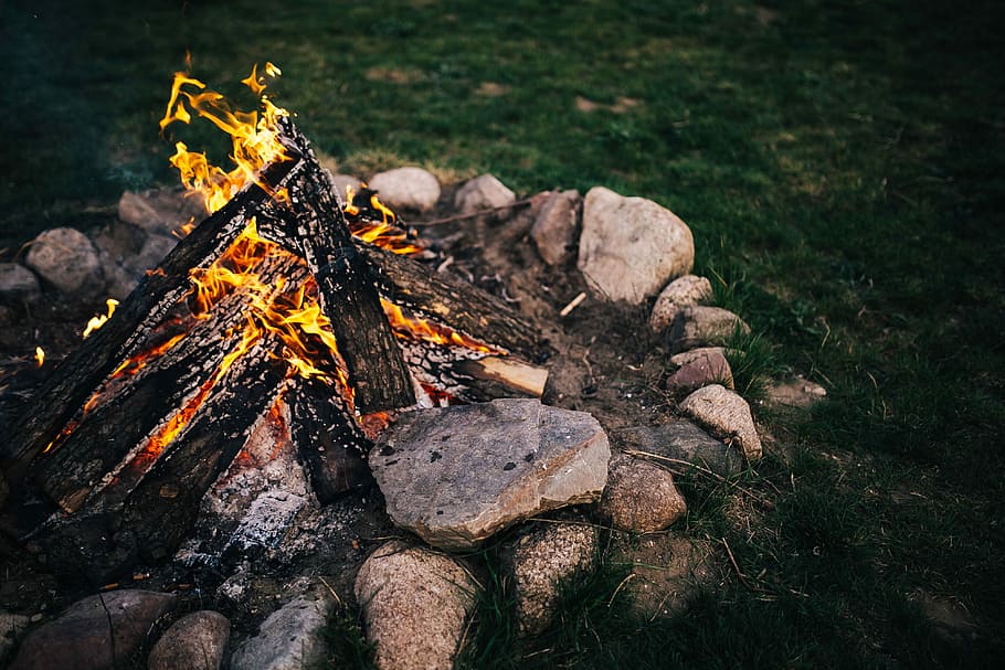 Summer Campfire, vacations, camera, outdoor, nature, outside HD wallpaper