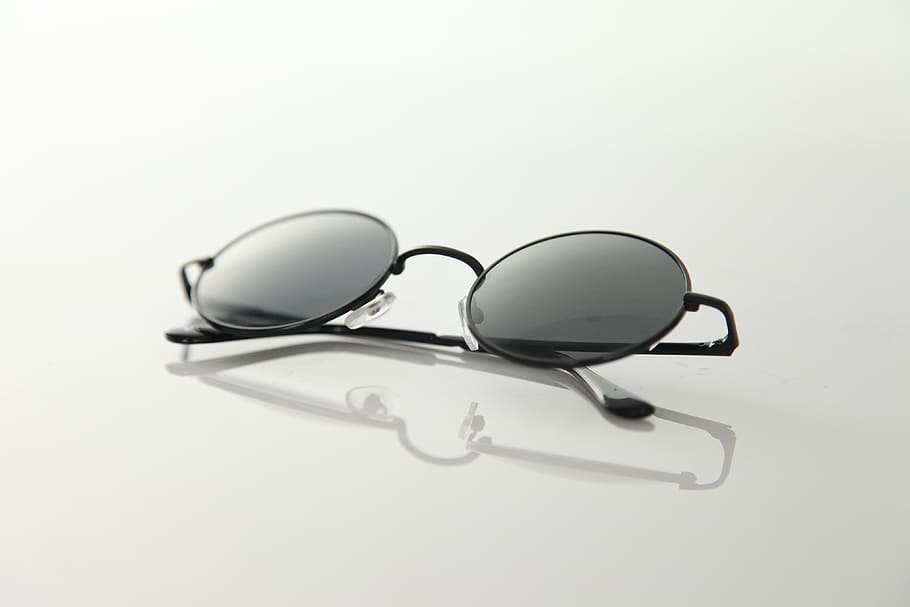 Black Frame Sunglasses on White Surface, eyewear, reflection HD wallpaper