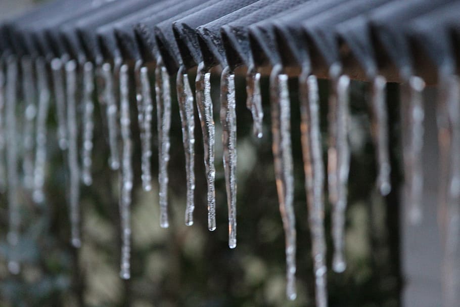 ice, icicle, winter, cold, frozen, water, roof, cold temperature HD wallpaper