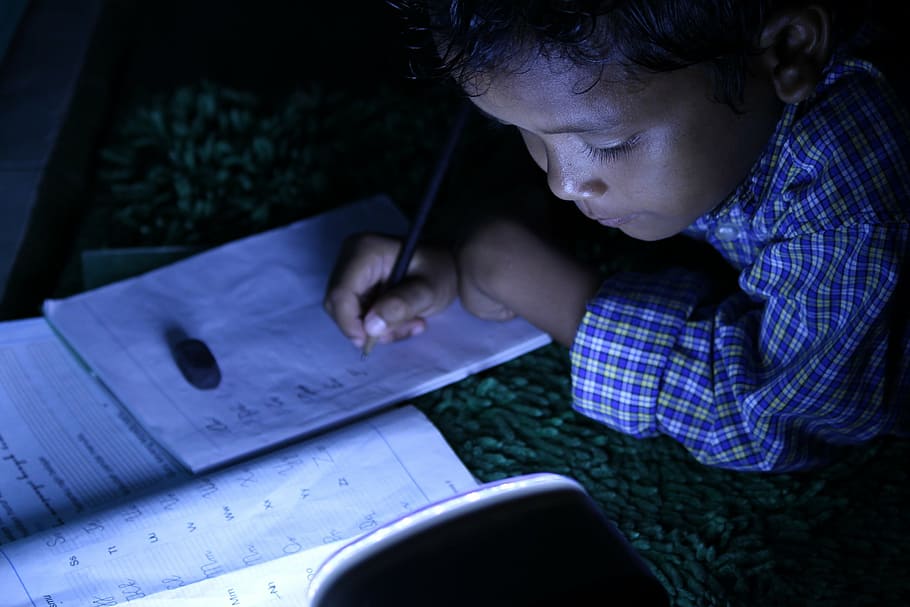 boy writing on white paper, child, human, night life, study HD wallpaper