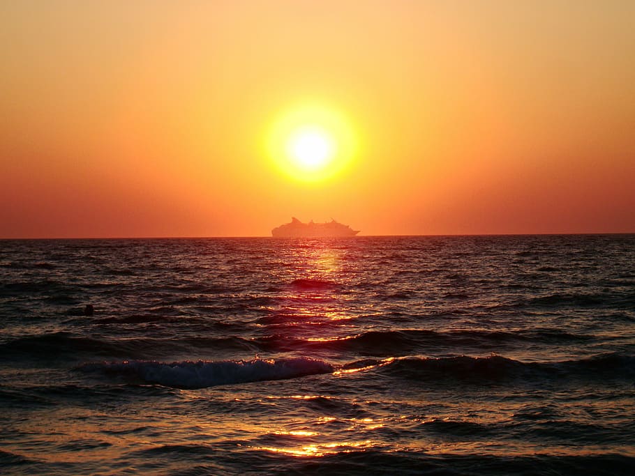 sunset, ship, sea, nature, summer, sunlight, beach, dusk, orange Color HD wallpaper