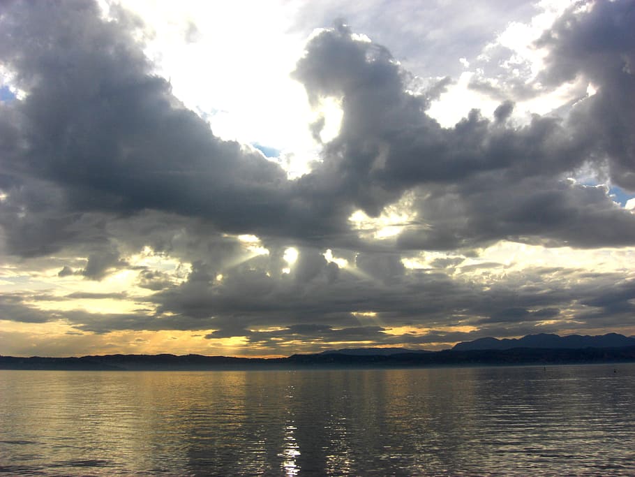 clouds, lake, sky, water, sunset, gold, cloud - sky, tranquility HD wallpaper