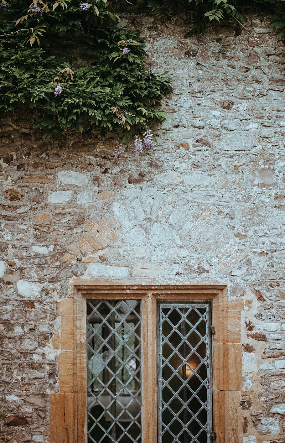 Forde Abbey, brown bricked wall, window, flowers, frame, old HD wallpaper