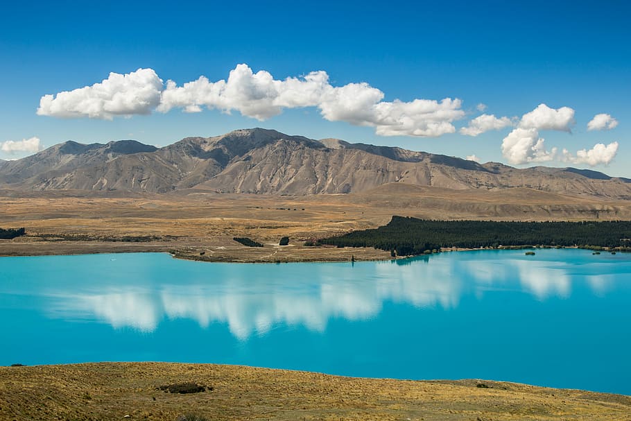 lake and mountain landscape photographyh, aerial photo of body of water during daytime HD wallpaper