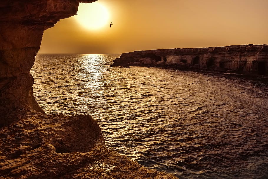 body of water during golden hour, sunset, landscape, nature HD wallpaper