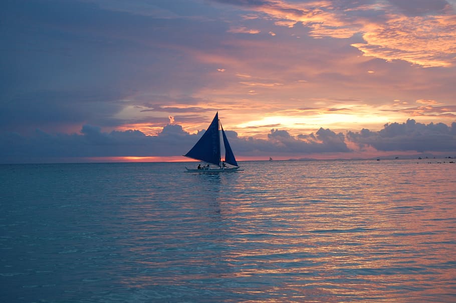 landscape photography of sky, body of water, and sailing boat HD wallpaper