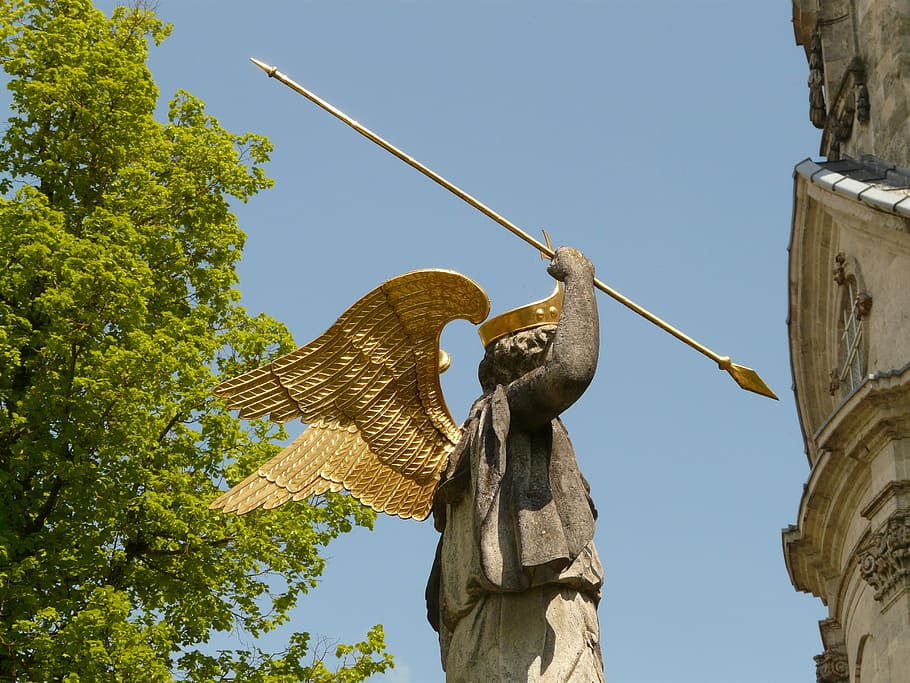 angel, spear, lance, wing, statue, gold, crown, holy, low angle view HD wallpaper