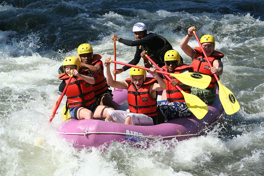 group of men water rafting, whitewater, challenge, action, team HD wallpaper