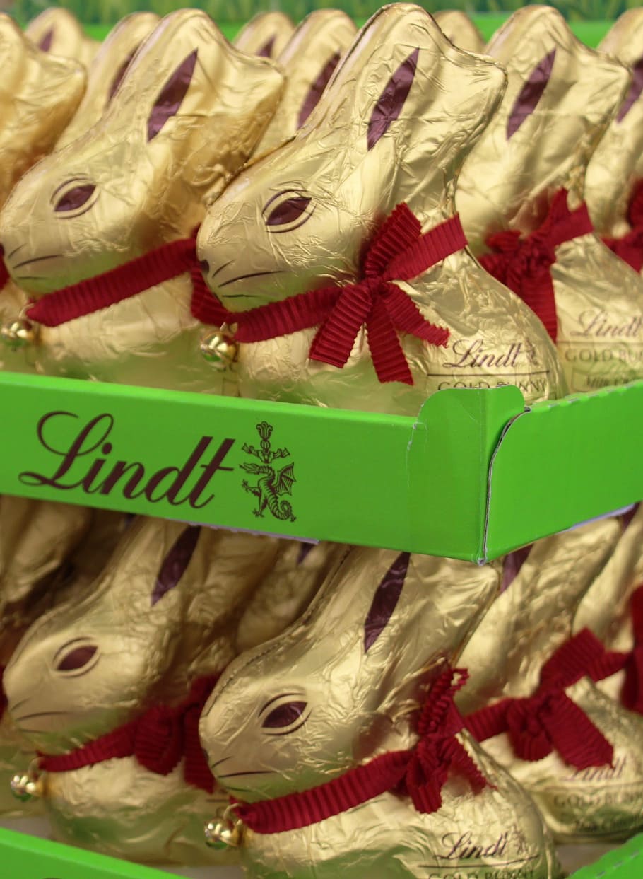 Easter Bunny, Chocolate Bunny, candy, food and drink, retail HD wallpaper