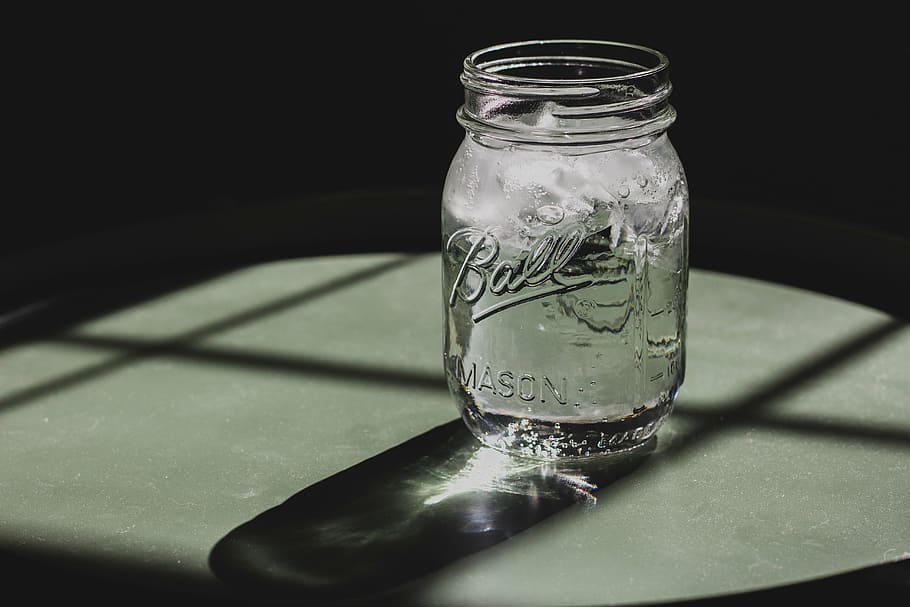clear Mason Ball glass, jar, ice, cold, water, table, shadow HD wallpaper