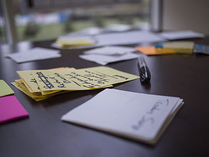 assorted color sticky notes on brown wooden table, lean startup HD wallpaper