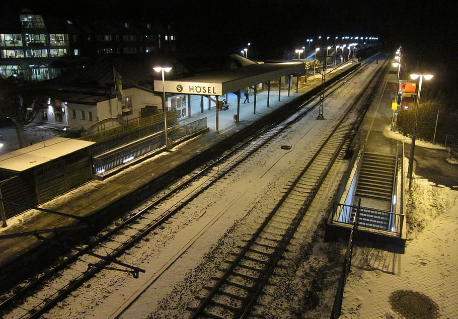 night, evening, lights, lighting, railroad, tracks, railway HD wallpaper