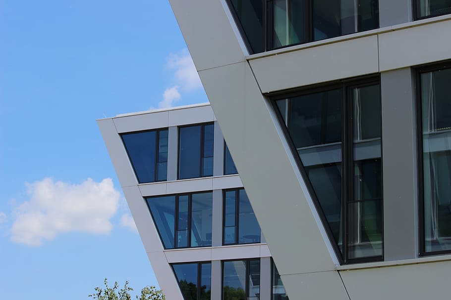 white multi-storey building, glass, window, architecture, contemporary HD wallpaper