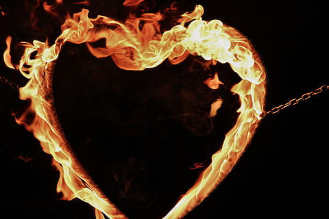 heart-shape fire ring wallpaper, fire show, wedding, demonstration HD wallpaper