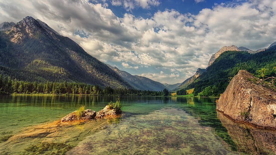 body of water near mountain covered with trees, hintersee, alpine HD wallpaper