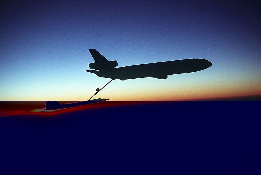 aircraft, blackbird refueling, sr-71, night, dusk, horizon, HD wallpaper