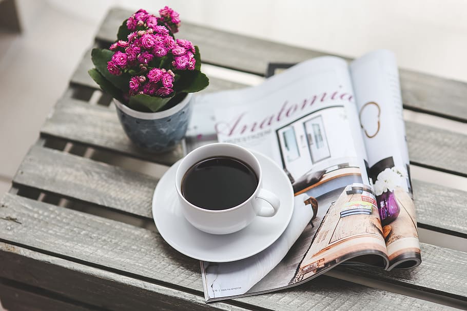 Coffee & magazine, café, drink, flower, newspaper, read, reading, HD wallpaper