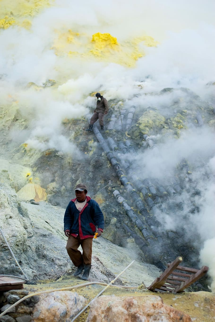 Sulfur, Work, Volcano, Indonesia, Bromo, steam, cloud of smoke HD wallpaper