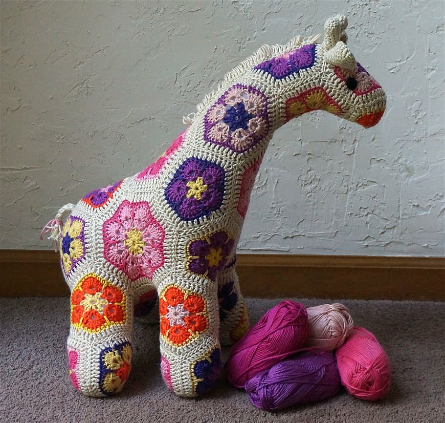 jedi crocheted giraffe, african flower design, heidi bears design, HD wallpaper