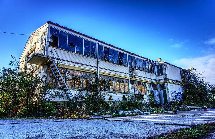 shipyard, hall, leave, lost place, neglected, broken, ruin HD wallpaper