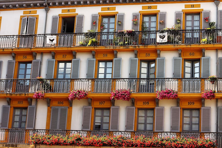 House, Facade, Yellow, Window, Building, house facade, home HD wallpaper