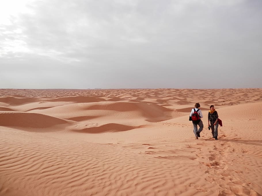 sahara, desert, tunisia, land, sand, sky, togetherness, two people, HD wallpaper