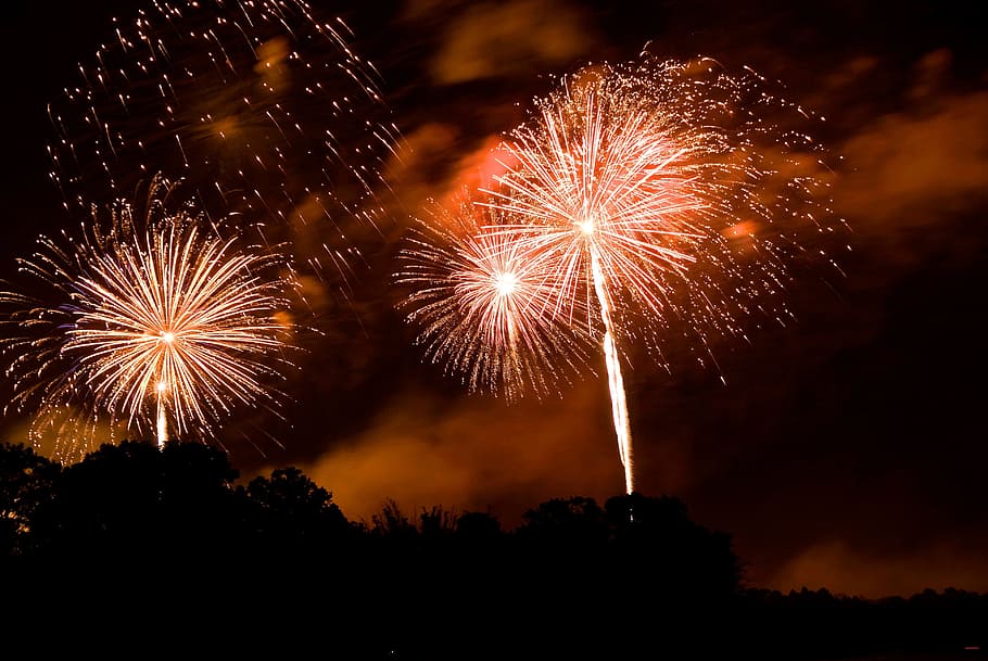 fireworks in the night sky, rockets, ignite, explosion, colorful HD wallpaper