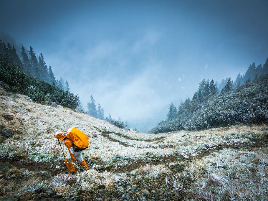 person walking on mountain during daytime, person in mountain HD wallpaper