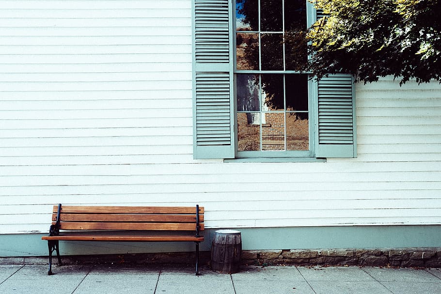 brown wooden bench, seat, house, front, sitting, relax, window HD wallpaper