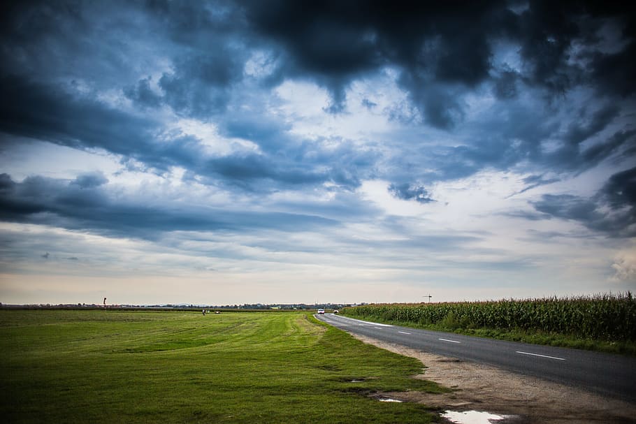 road under dark sky at daytime, horizon, way, fields, vantage point HD wallpaper