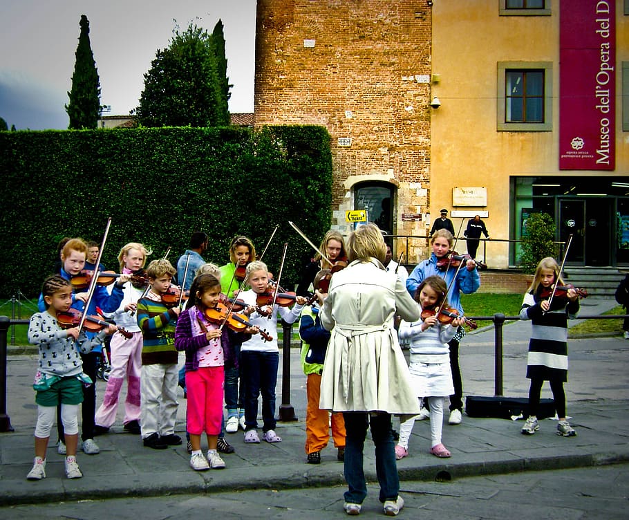 children playing violin, street, instruments, musician, musical instrument, HD wallpaper