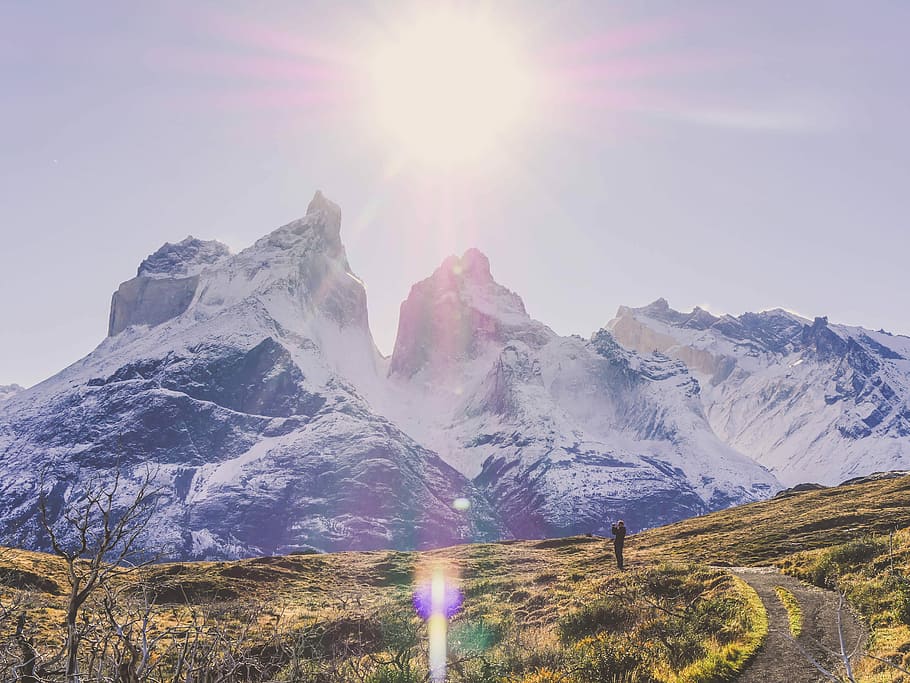mountain covered by snow during daytime, landscape photo of mountain covered by snow HD wallpaper