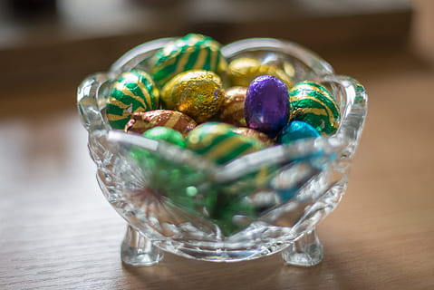 Chocolate, Eggs, Easter, Holiday, Spring, sweet, food, dessert HD wallpaper