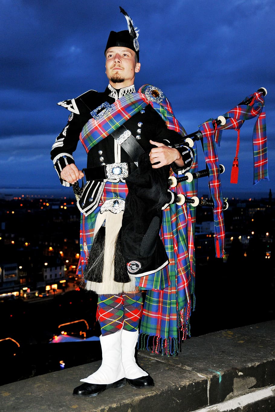 Bagpipes, Man, Costume, traditionally, edinburgh, one man only, HD wallpaper