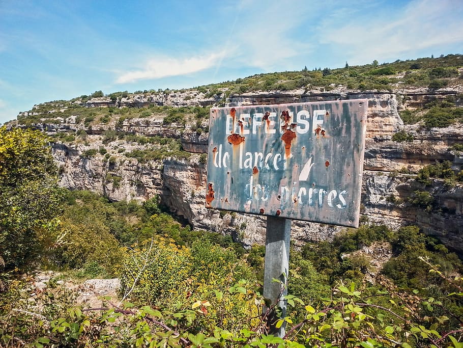 Stones, Throw, Sign, France, Rock, cliff, valley, europe, scenery HD wallpaper